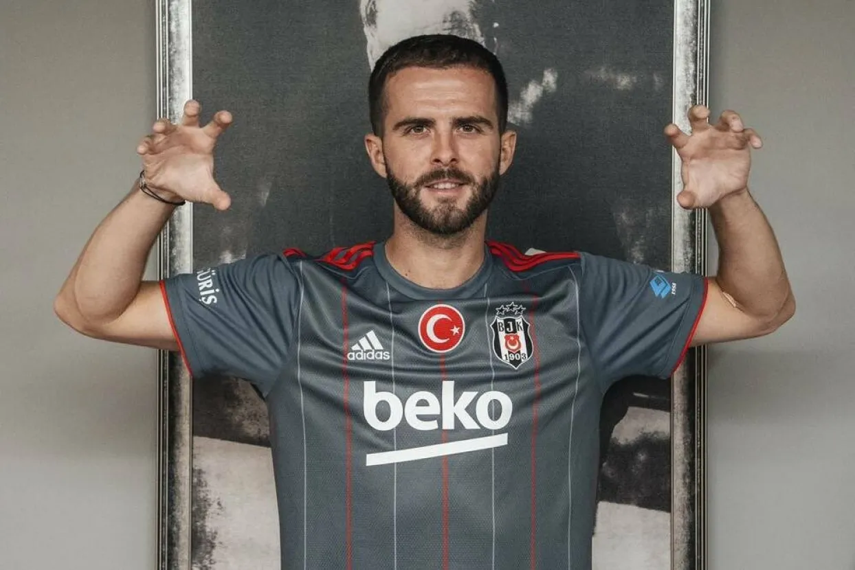 Miralem Pjanić u dresu Bešiktaša