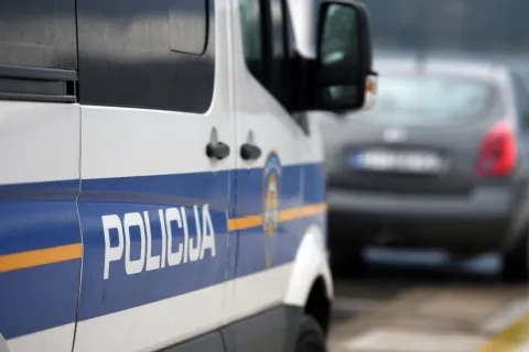 Policijski kombi/Ilustracija