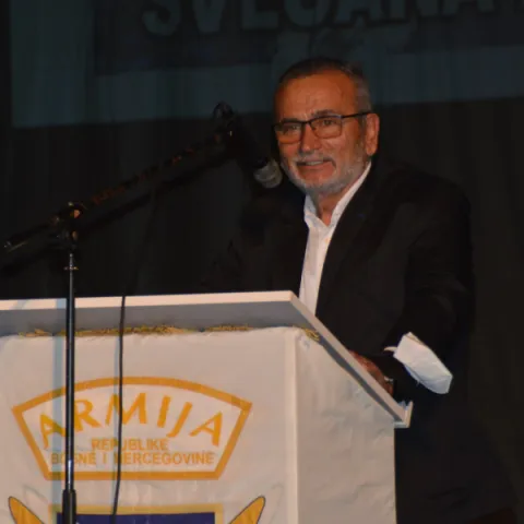 Fikret Ćuskić