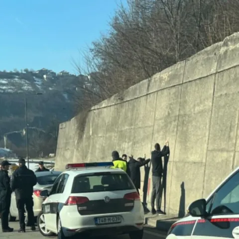 Zaustavljena trojica muškaraca u Sarajevu