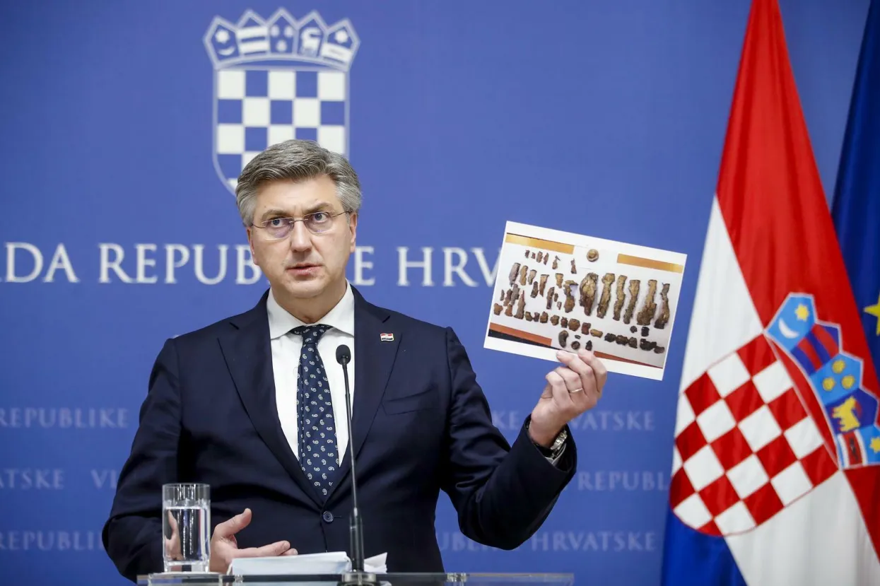 15.03.2022., Zagreb - Nakon koalicijskog sastanka, predsjednik vlade Andrej Plenkovic dao je izjavu za novinare. Photo: Slavko Midzor/PIXSELL