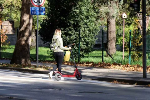 Zakon kojim se kažnjavanju vozači romobila nije primjenjiv