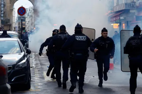 Nakon krvavog napada, sukob Kurda i policije na ulicama Pariza