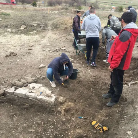 Tomislavgrad: Arheolozi provode dodatna istraživanja u blizini gradskog groblja Karaula