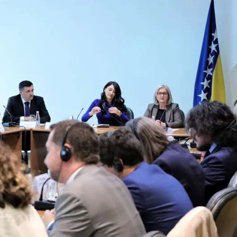 Krišto razgovarala s izaslanstvom COWEB-a o europskim integracijama BiH