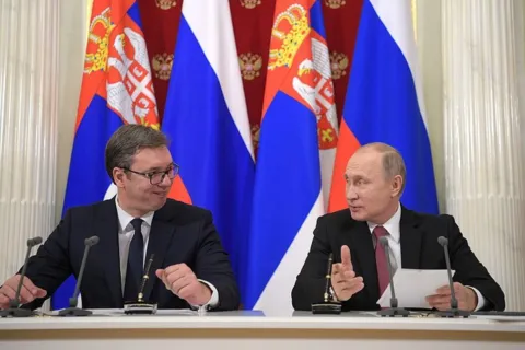 Vucic i Putin