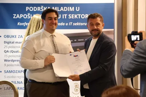 U Mostaru završena obuka za IT sektor: 49 polaznika steklo certifikate