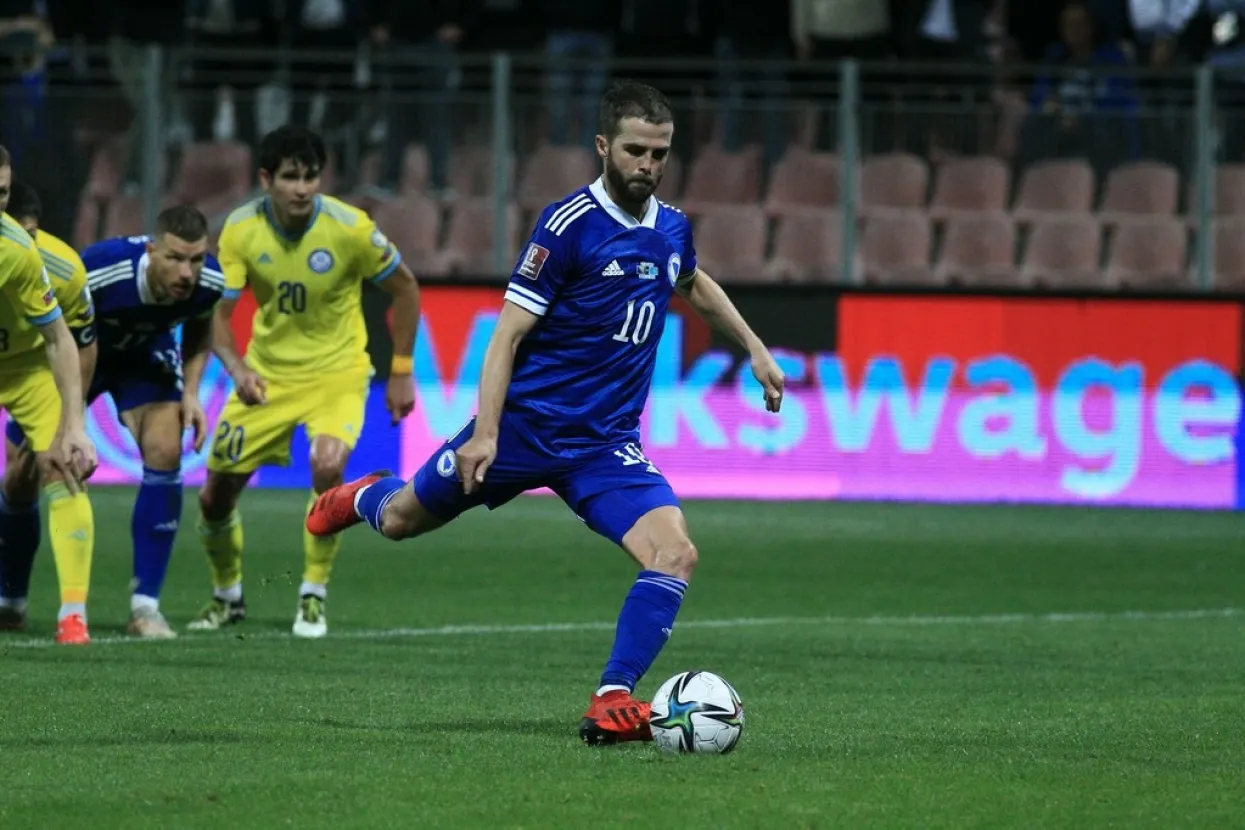 Miralem Pjanić. BiH - Kazahstan