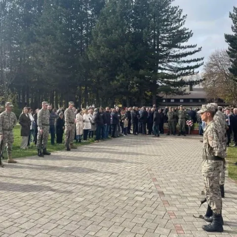 KUPRES, 3. studenoga (FENA) - U organizaciji opД‡ine Kupres i udruga proisteklih iz Domovinskog rata u nedjelju je u Kupresu obiljeЕѕena 30. obljetnica osloboД'enja tog grada. (Foto FENA/Mario LonДЌar)