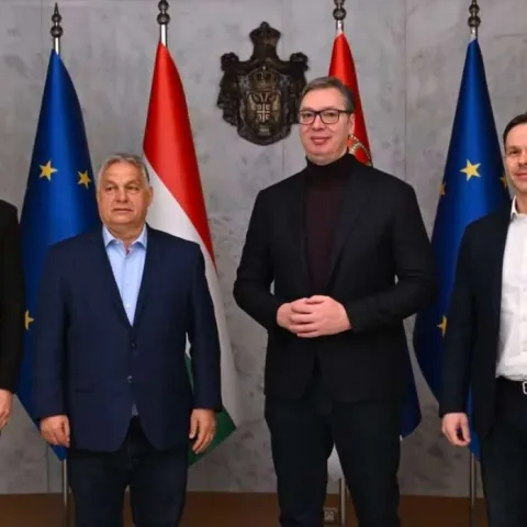 Vučić se sastao s Orbanom i Szijjartom