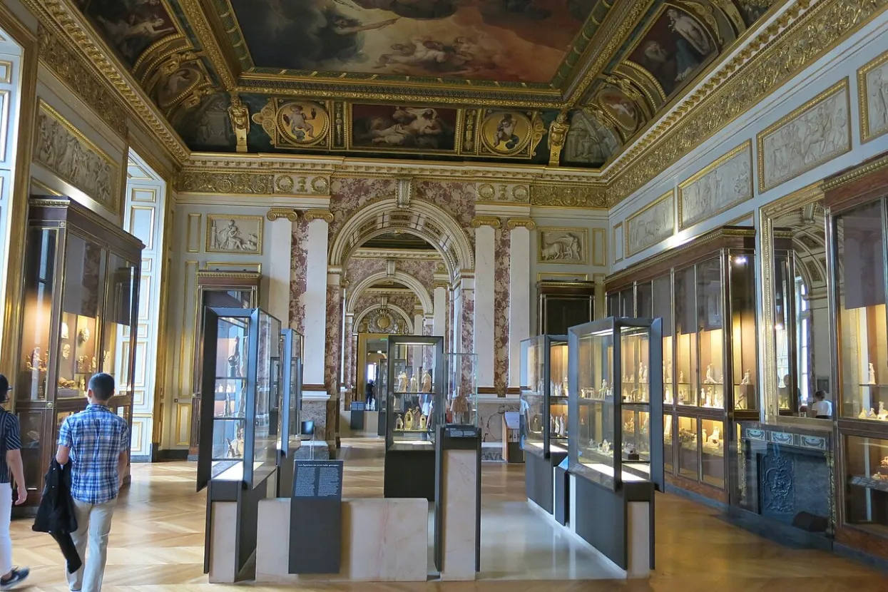 Muzej Louvre