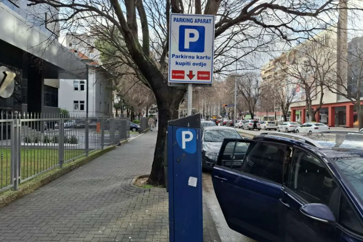 MoParking.