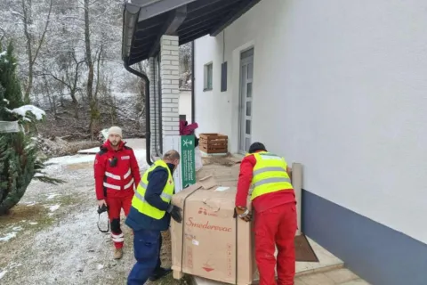 Stradalima u poplavama u Kreševu dodijeljena financijska sredstva i bijela tehnika 