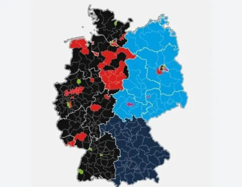 Izbori u Njemačkoj: CDU - crno, AfD - svijetlo plava